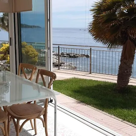 Sobre El Mar Apartment *